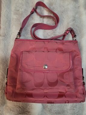 Coach Poppy Kyra Hibiscus